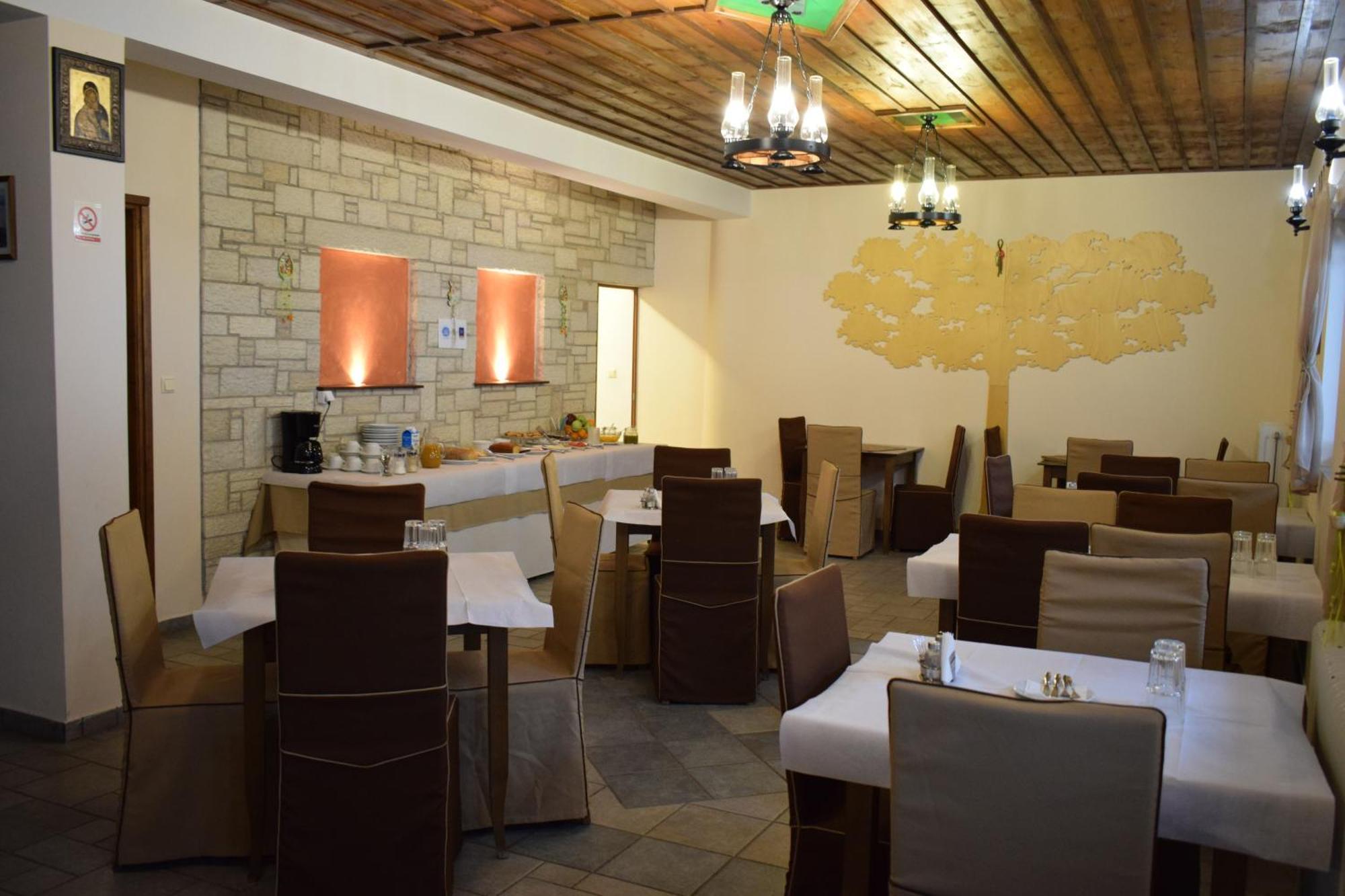 Agnantio Hotel Ioannina Exterior photo